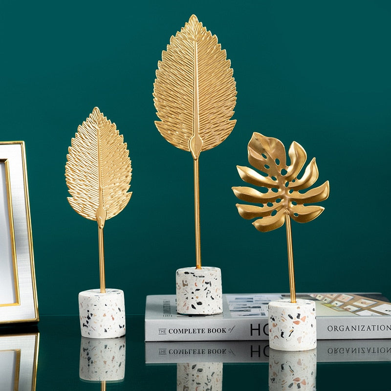 Nordic Gold Ginkgo Leaf Crafts Sculpture Luxury Desktop Ornaments (Multi Styles)