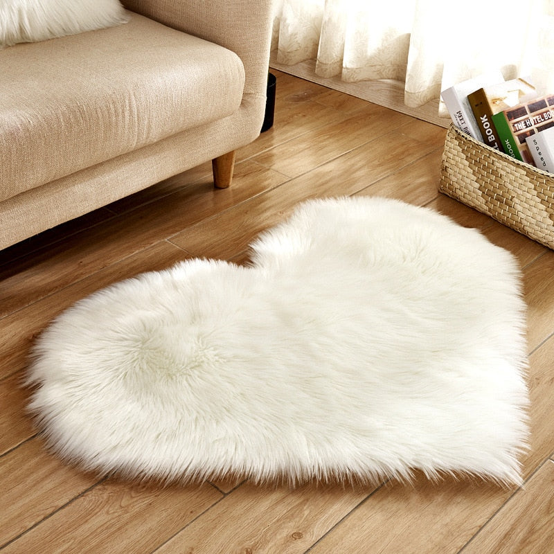 Heart Shape Fluffy Rugs Washable Faux Fur Rug (Multi Colors)