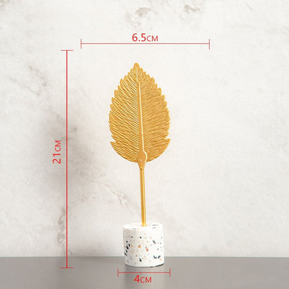 Nordic Gold Ginkgo Leaf Crafts Sculpture Luxury Desktop Ornaments (Multi Styles)