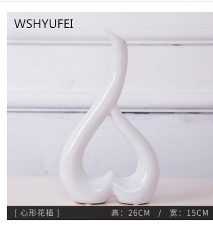 Simple Modern Ceramic Figurines Livingroom Ornament Home Furnishing Decoration Crafts Office Coffee Accessories Wedding Gift