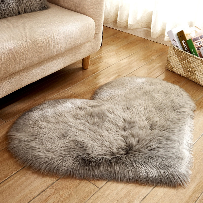 Heart Shape Fluffy Rugs Washable Faux Fur Rug (Multi Colors)