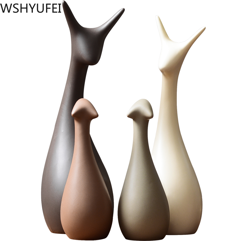 Simple Modern Ceramic Figurines Livingroom Ornament Home Furnishing Decoration Crafts Office Coffee Accessories Wedding Gift