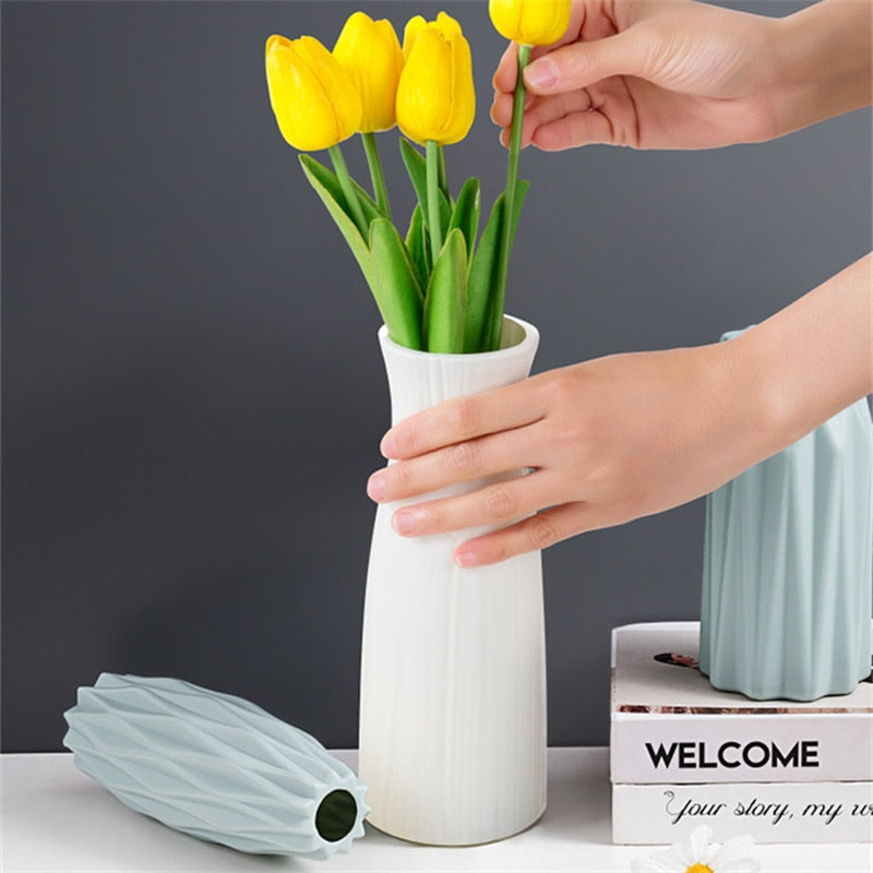 Nordic Unbreakable Plastic Anti-Ceramic Imitation Rattan European Flower Vase (Multi Styles/Colors)