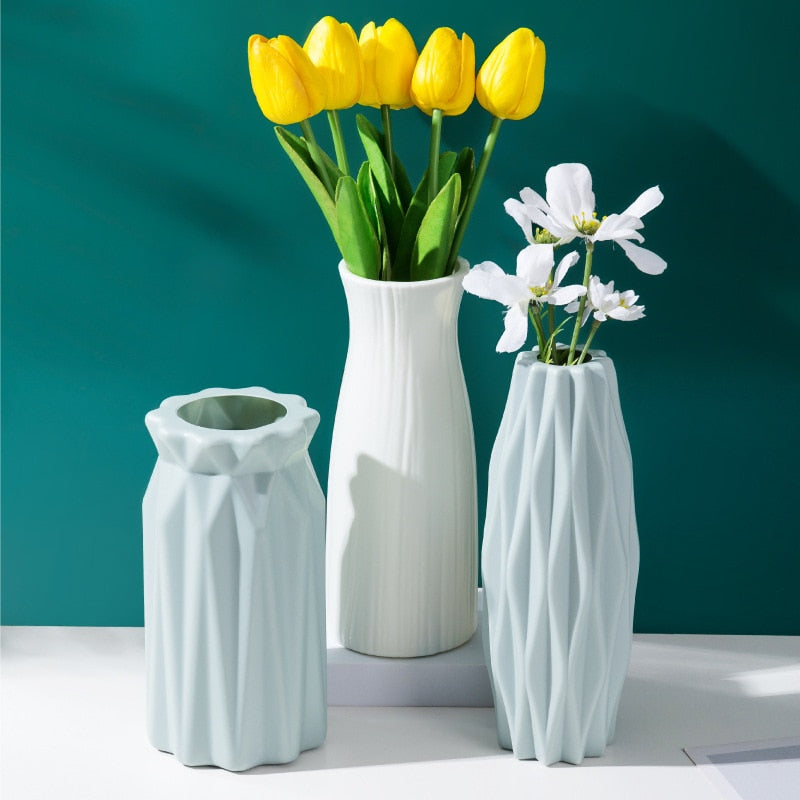 Nordic Unbreakable Plastic Anti-Ceramic Imitation Rattan European Flower Vase (Multi Styles/Colors)