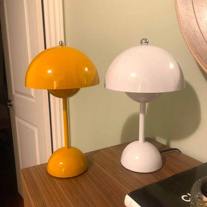 Modern LED Bud Mushroom Table Lamp (Multi Colors)